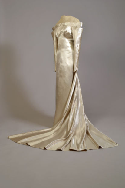 Katharine Hepburn's style on view in Omaha fashion and stage costumes ...