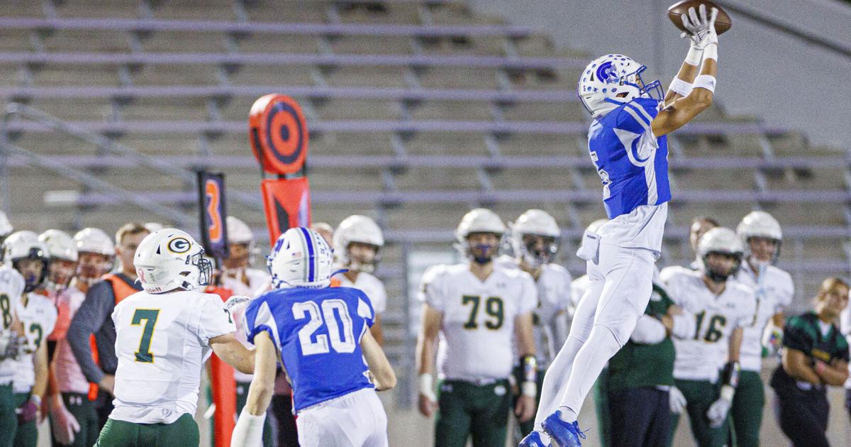 Check out the Nebraska high school football playoff brackets