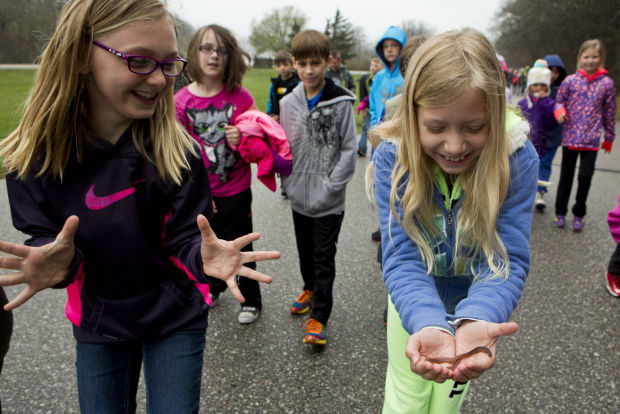 Maxey Elementary students find learning in letting go