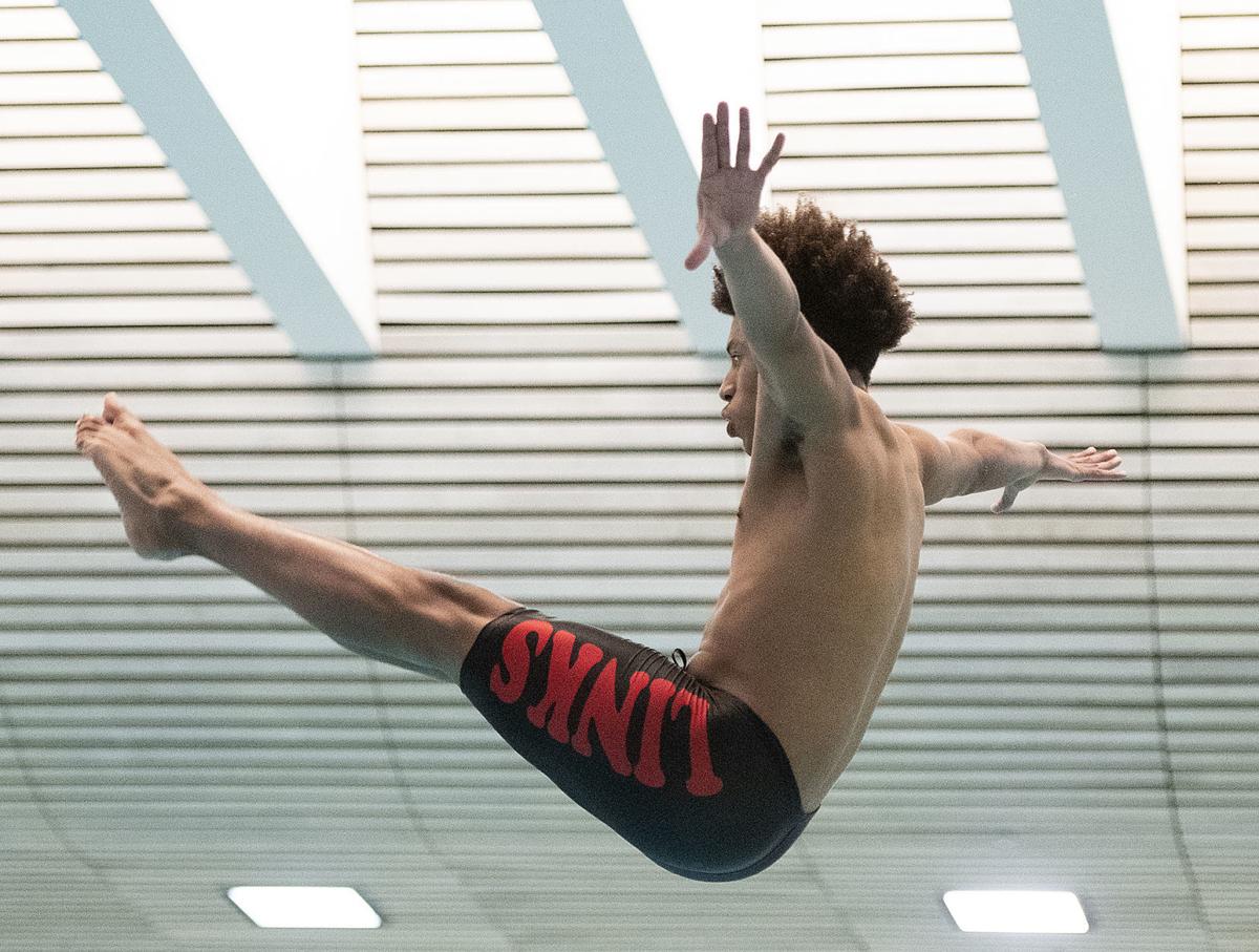 Heartland Athletic Conference diving, 2.13