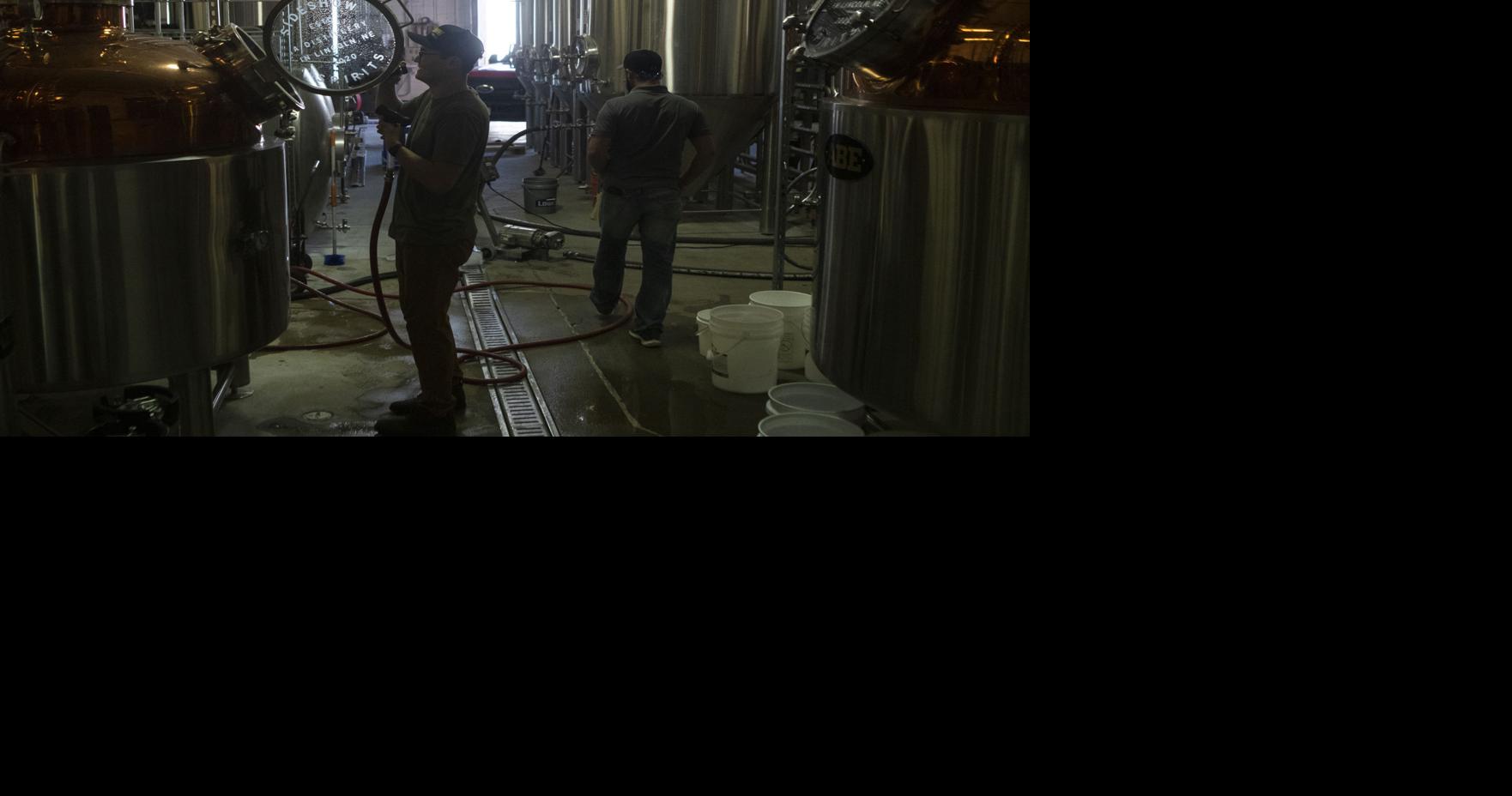 Distillers want to expand number of tasting rooms in Nebraska