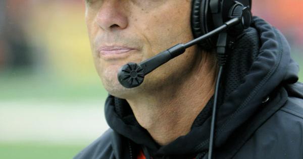 Riley announces four more assistants; WR coach still unknown