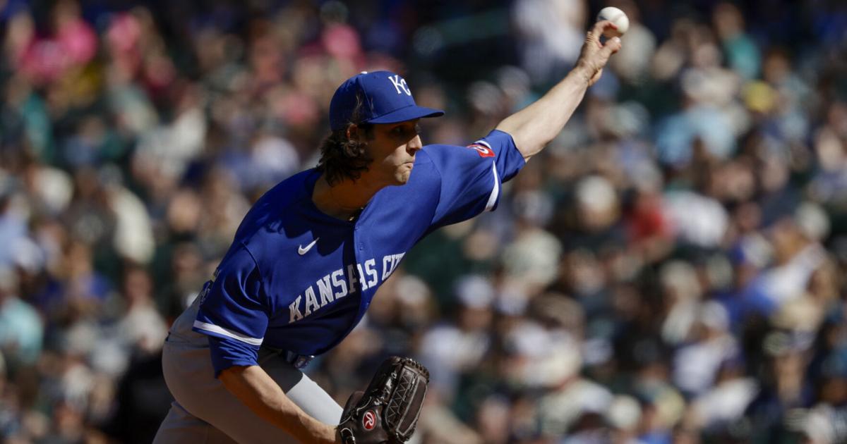 BASEBALL-MLB-SEA-KC/
