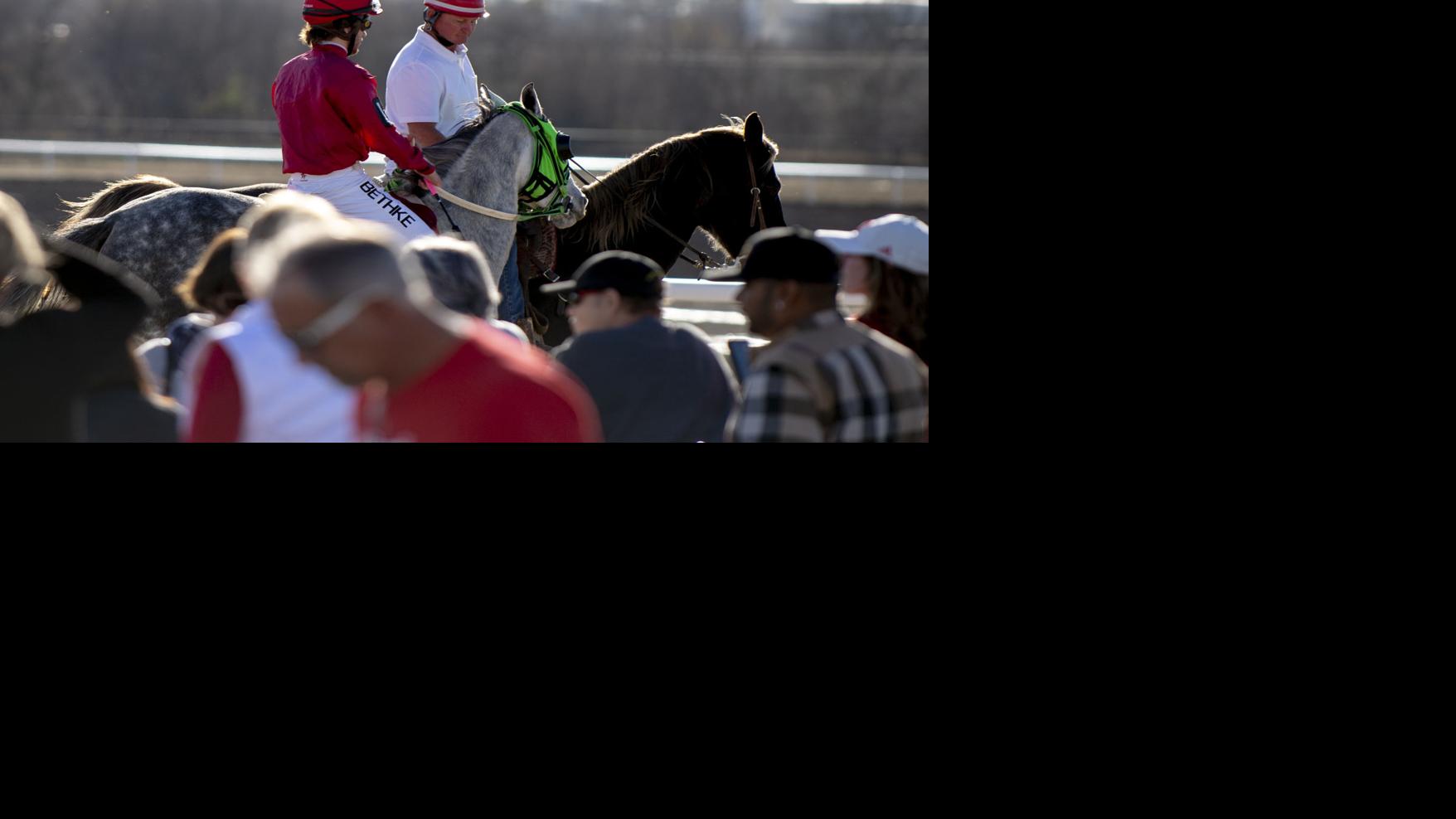Four of Nebraska's horse racing tracks have applied to host sprints in