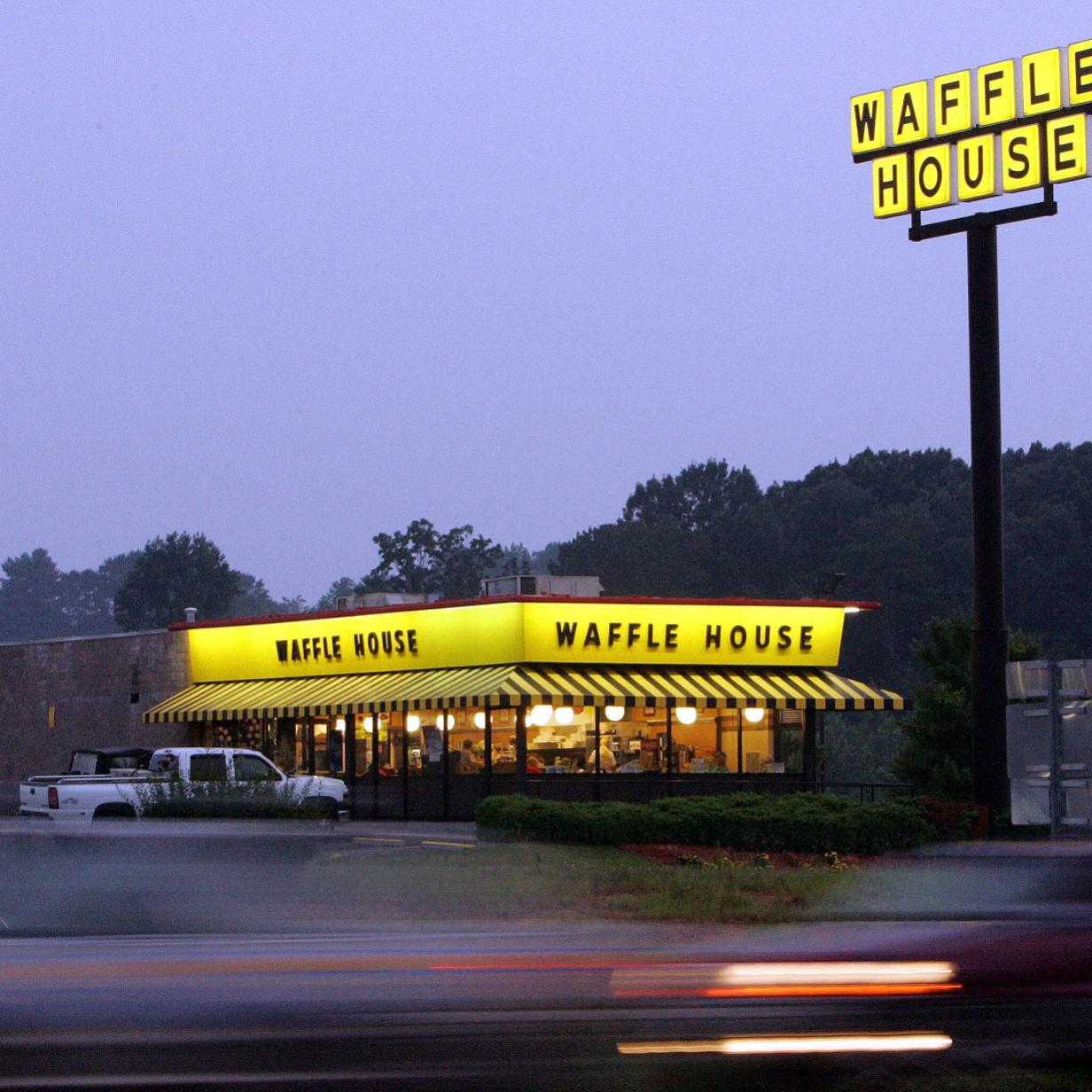 Waffle House Olive Garden And Other Restaurant Chains Take A Big