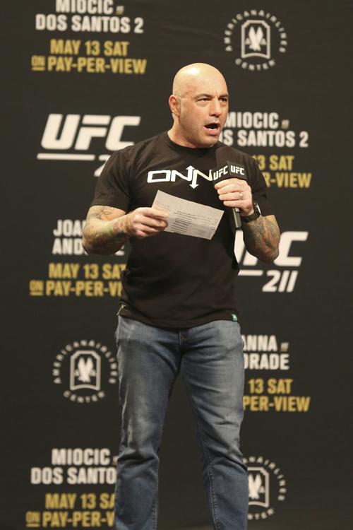 Podcaster Joe Rogan to bring standup show to Lincoln Theater