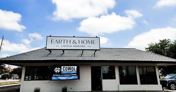 Retail roundup: New Lincoln store offers pot-your-own-plant experience | Local Business News