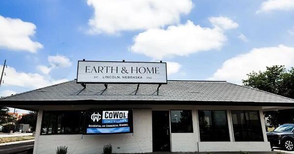 Retail roundup: New Lincoln store offers pot-your-own-plant experience | Local Business News Retail roundup: New Lincoln store offers pot-your-own-plant experience | Local Business News