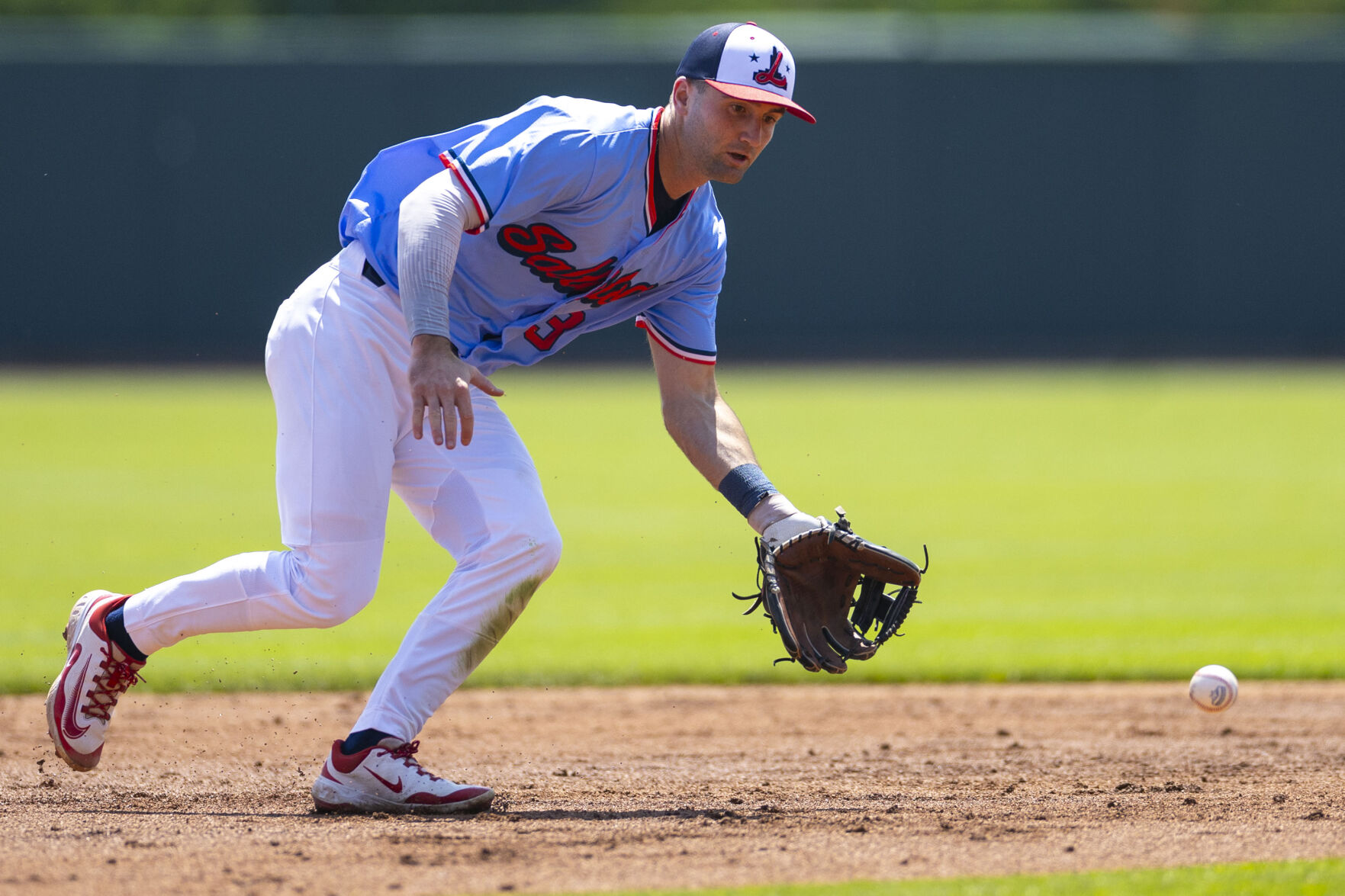 Lincoln Saltdogs lose opening game of Milwaukee series, give up 24 hits