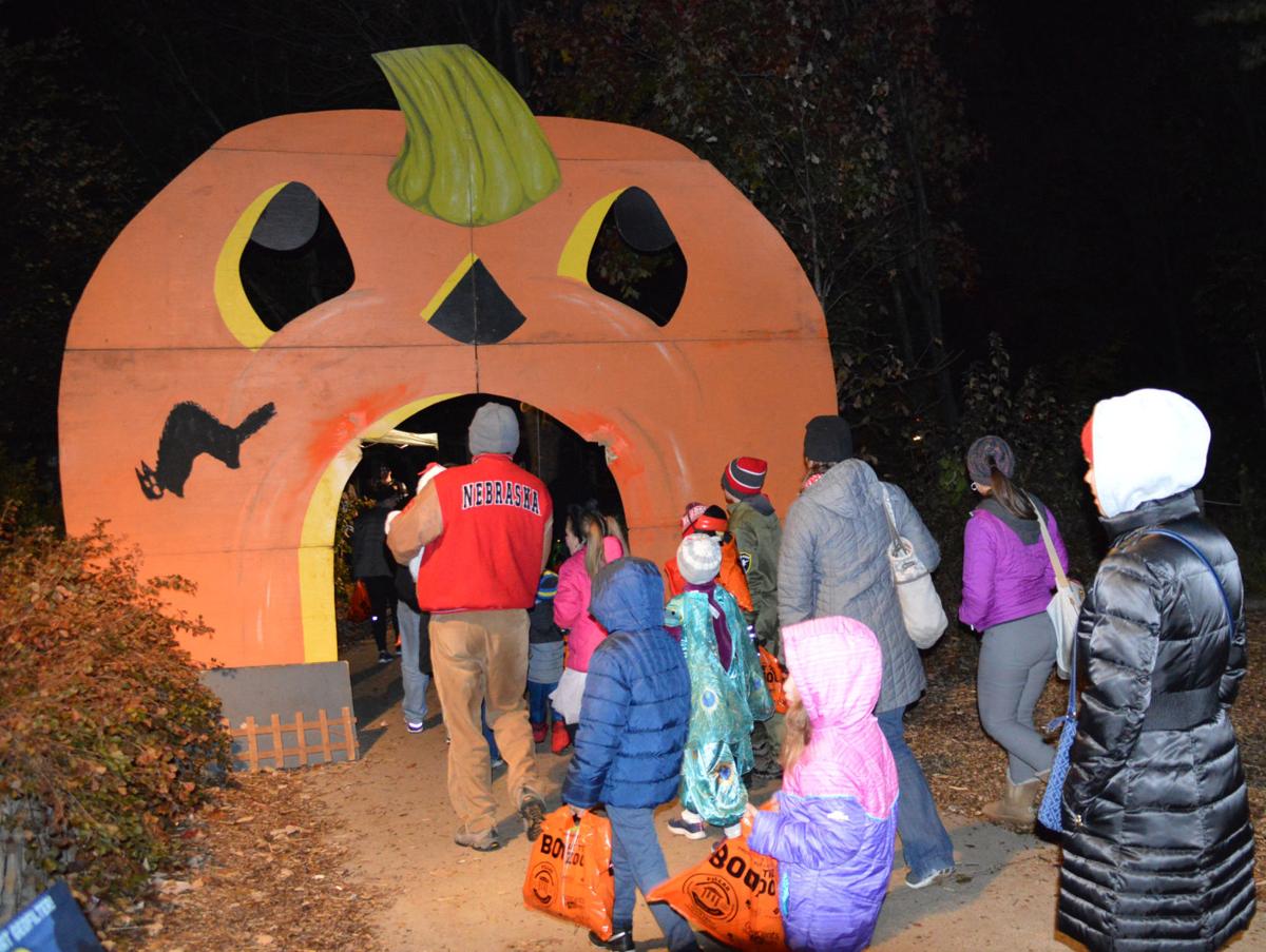 Lincoln’s largest trickortreat event draws 16,000 guests Family
