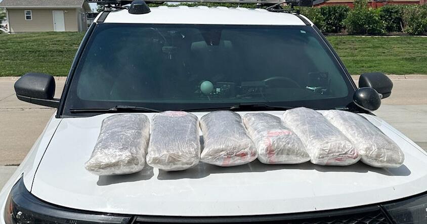 Seward County deputy finds 62 pounds of meth during traffic stop on I-80 - Vimarsana News