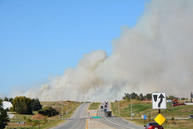 Large field fire closes U.S. 77