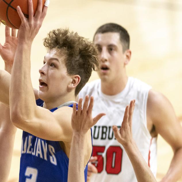 Class C 1 Boys Despite Jacobsen S 32 Points Auburn Fends Off