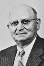 86. William Petersen