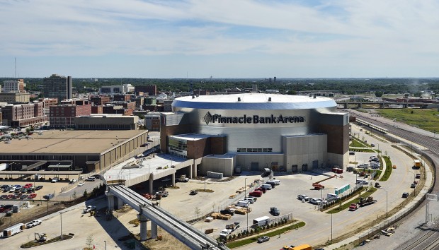 Pinnacle Bank Arena