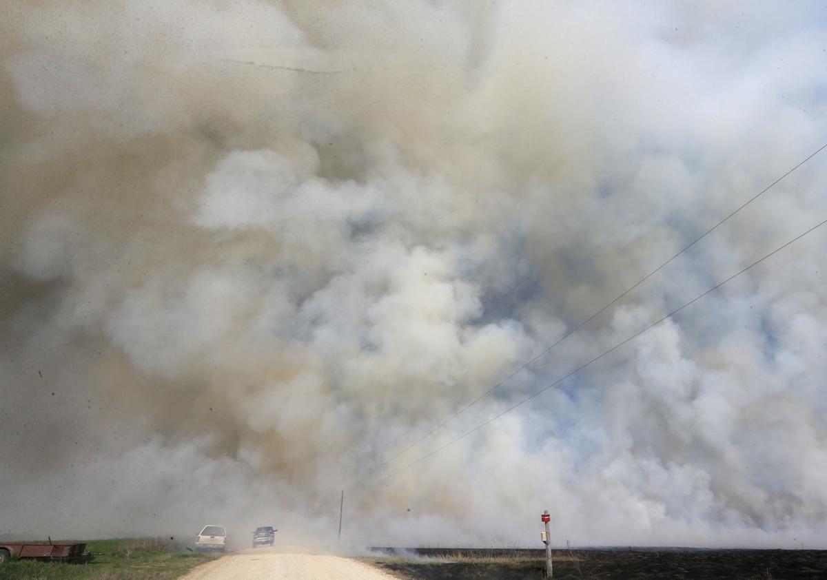 Air quality concerns rise with south winds blowing Kansas smoke up to