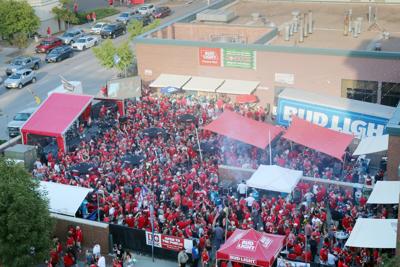 Do the Dock tailgate