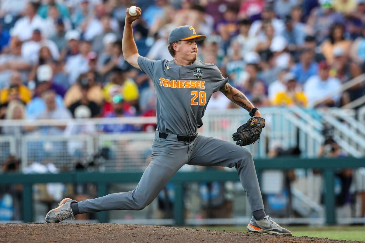 Drew Beam: Tennessee baseball pitcher who wears purple glove for