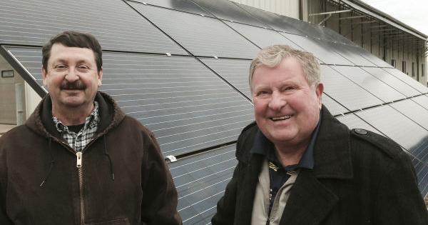 Green Energy Nebraska makes sure solar panels are put in correctly