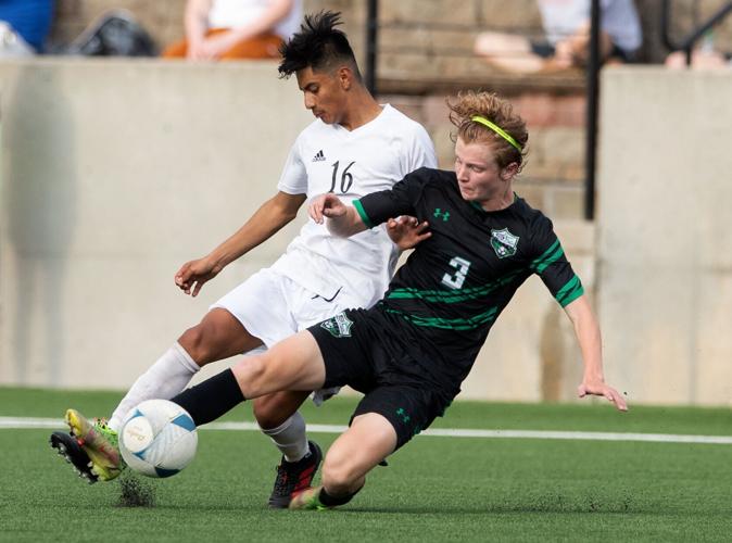 Class B boys soccer: It's a three-peat for Omaha Skutt, which nets late  penalty kick to knock off Lexington