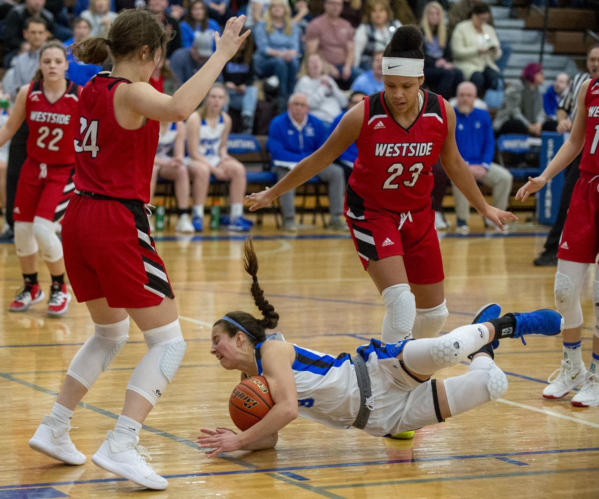 No 3 Spartans Show They Re Never Out Of The Game Rally From Down 23 To Stun No 5 Westside Girls Basketball Journalstar Com