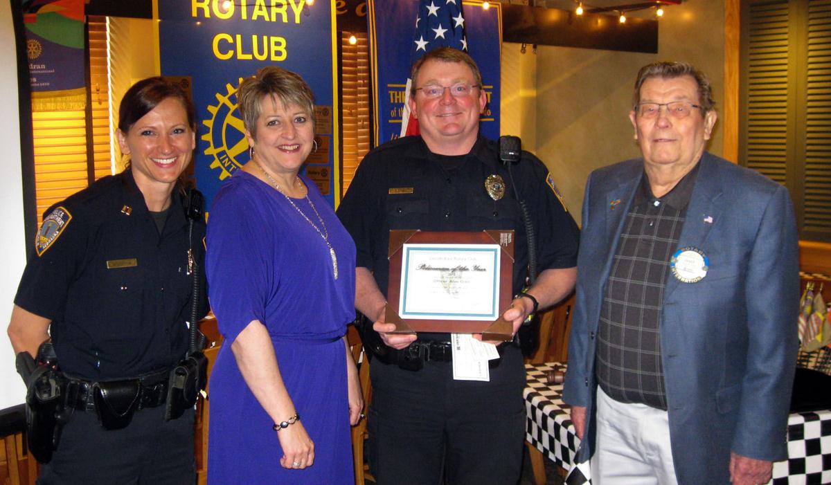 Lincoln East Rotary names Alan Grell Lincoln Police Officer of Year