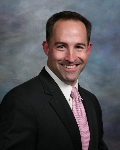 Dr Harris earns sports medicine board certification