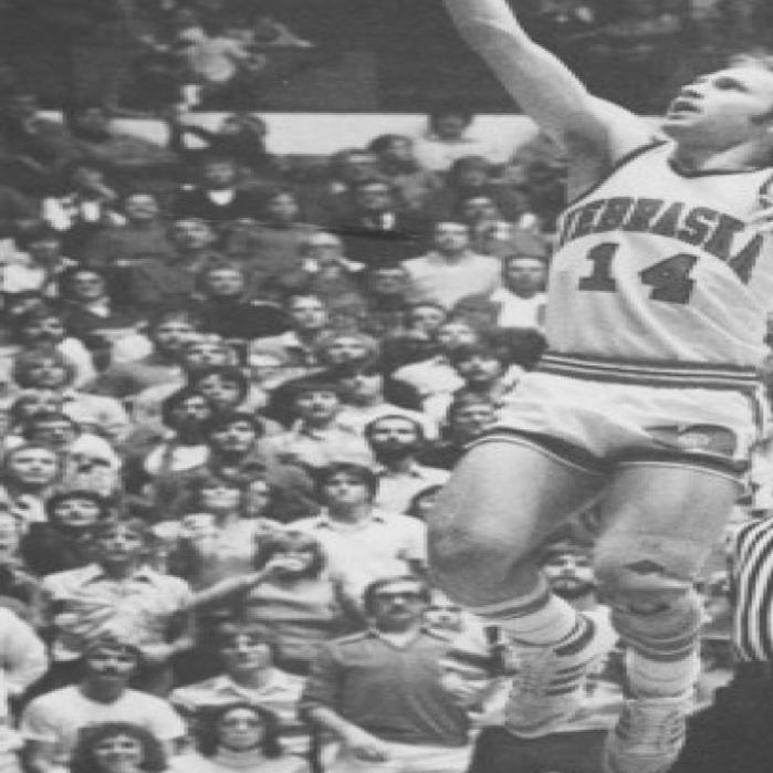 Nu To Honor Moore As Longhorns Roll Into Lincoln Men S