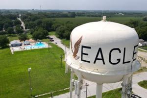 Eagle community discusses need for community center, businesses, improvements