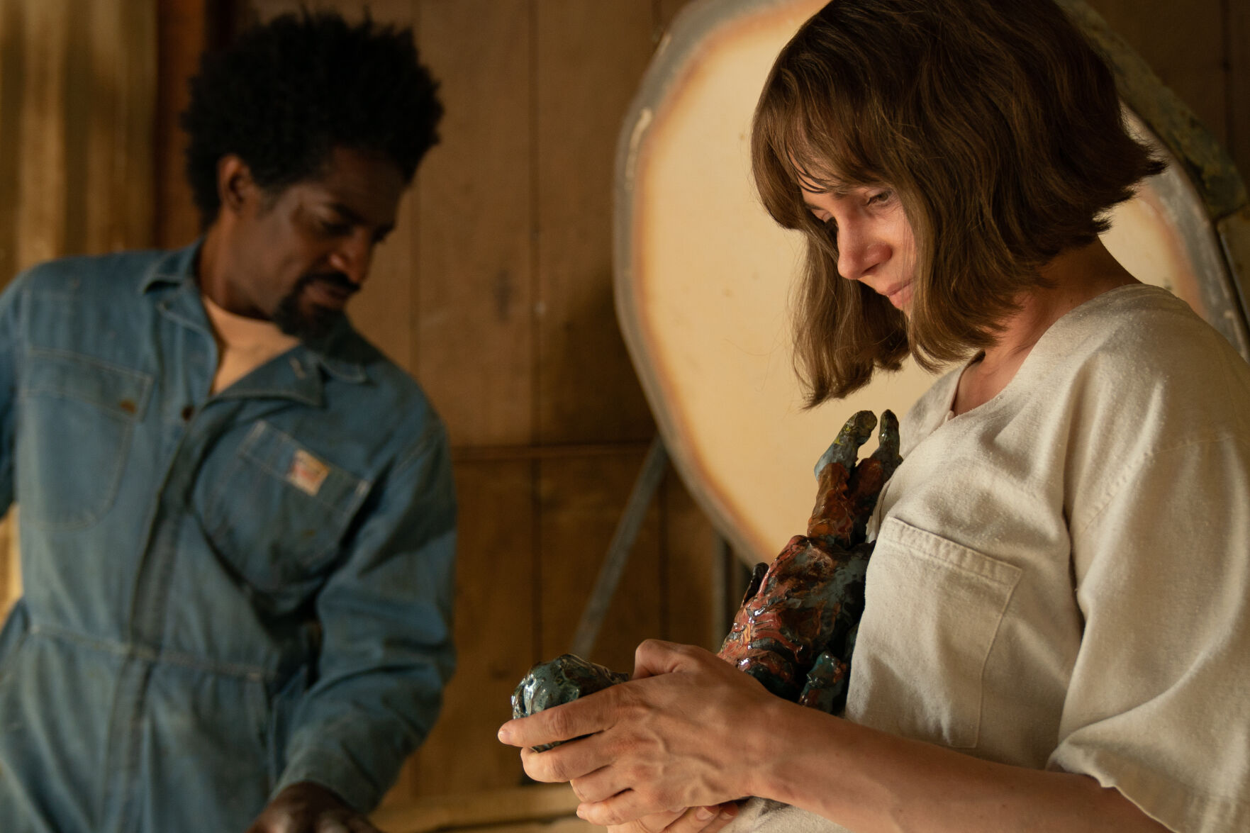 Review Michelle Williams superb as sculptor in lived-in Showing