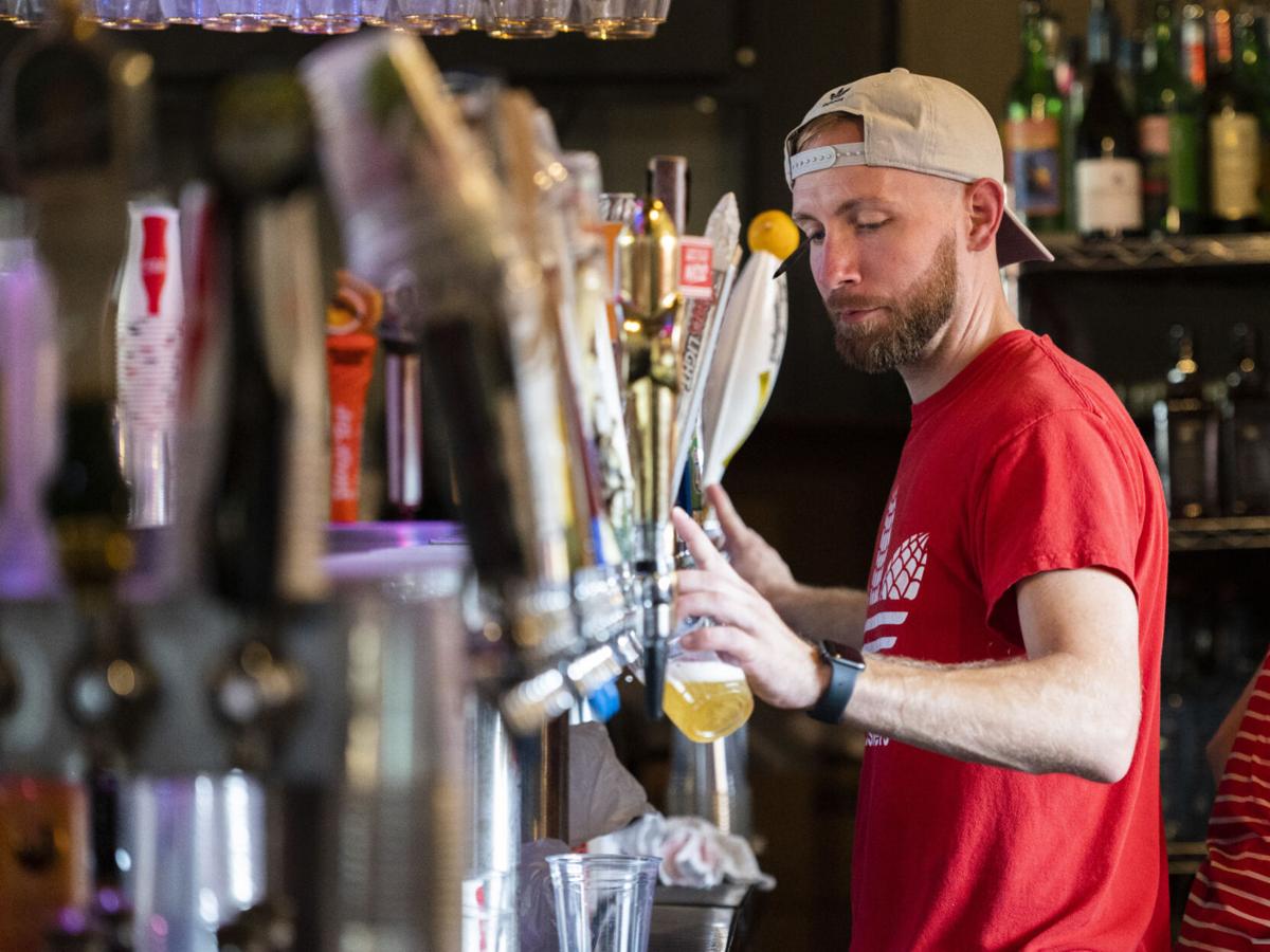 Pouring beers, 08.28