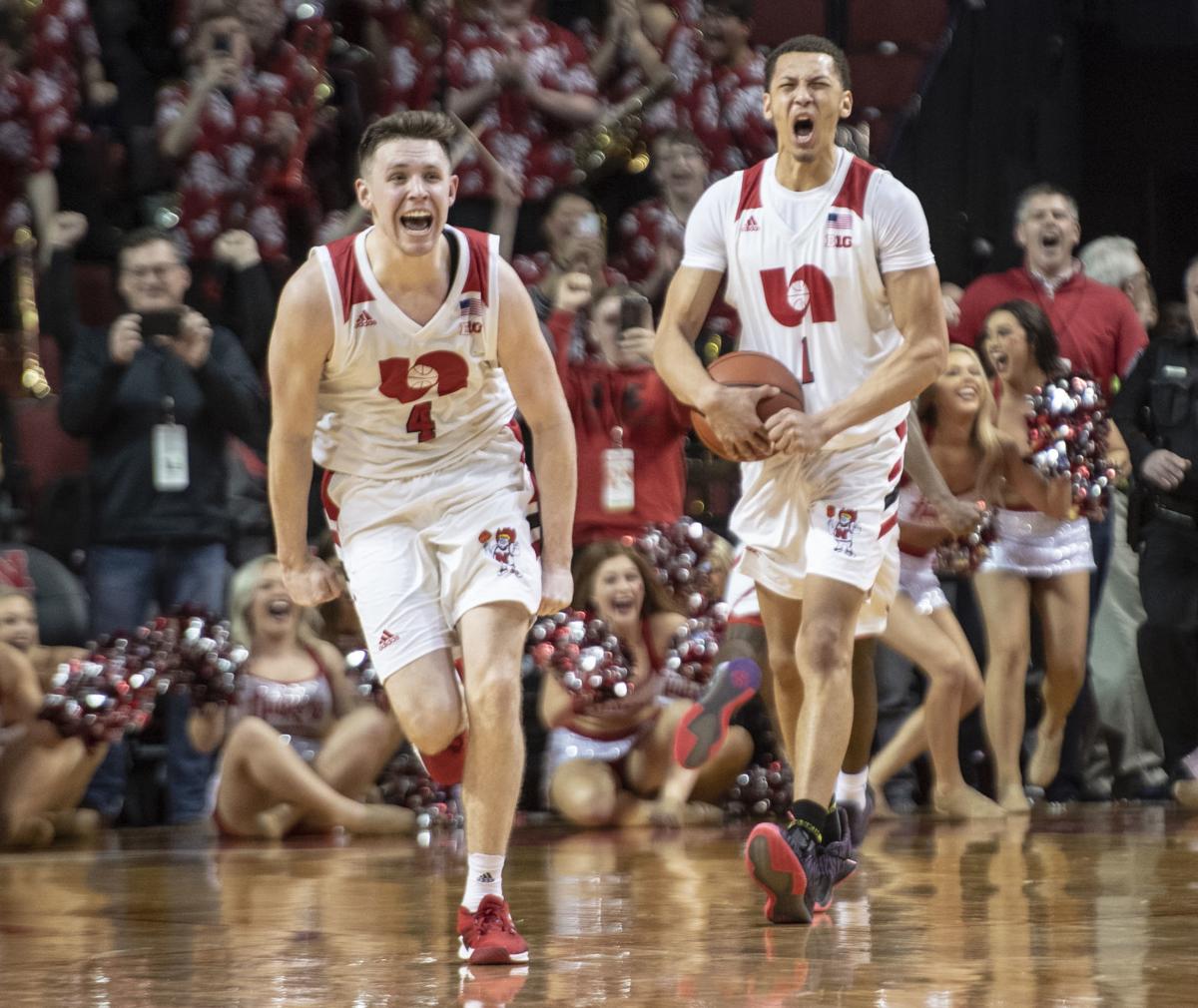 Husker Hoops Players Harris Davis No Longer With Program Men S