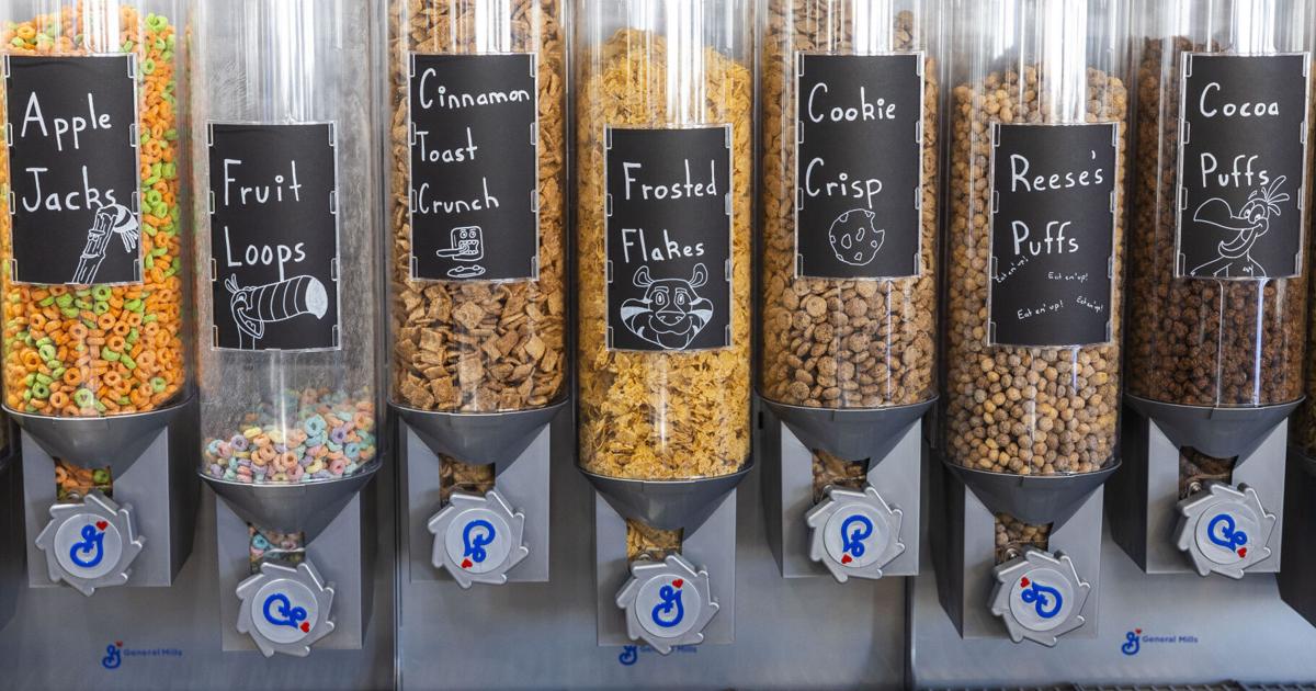 featured image for post Lincoln business briefs include Breakfast Unhinged closing