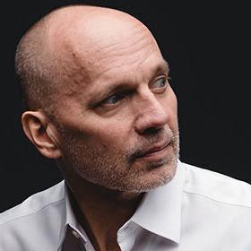 On the Beat: Pianist Barnes to play Philip Glass music inside Richard Serra sculpture - Vimarsana News