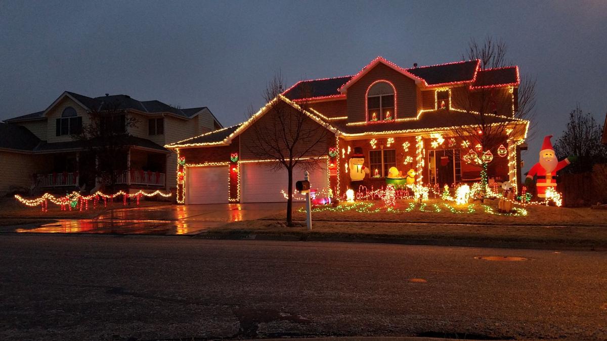 Lincoln's best holiday light displays Photo galleries