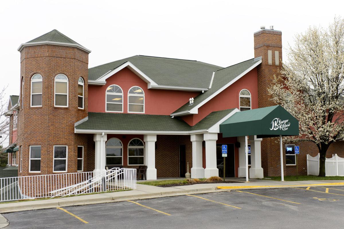 Nov 08, · Choose Lincoln, NE Hotel's Location near UNL and I Reserve the comfortable, clean, pet-friendly accommodations at the Country Inn & Suites By Radisson, Lincoln North, NE, and enjoy a convenient 4/4().