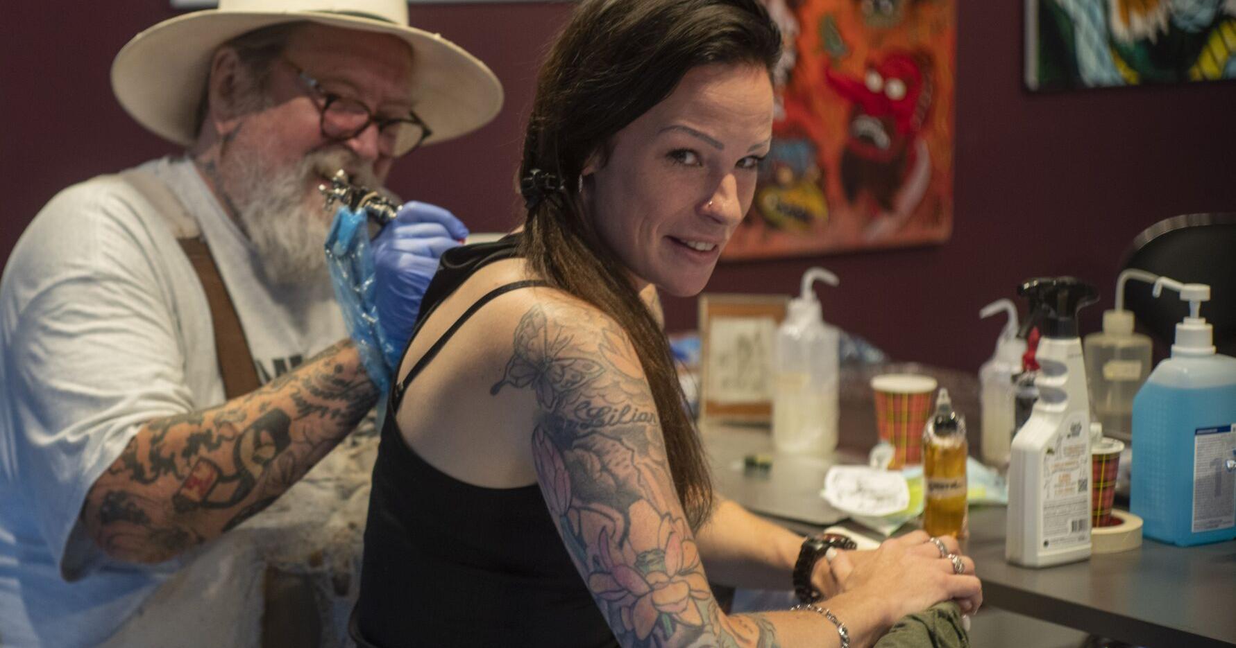Tattoo artists open pop-up shop in Amsterdam Rembrandt House - Vimarsana News