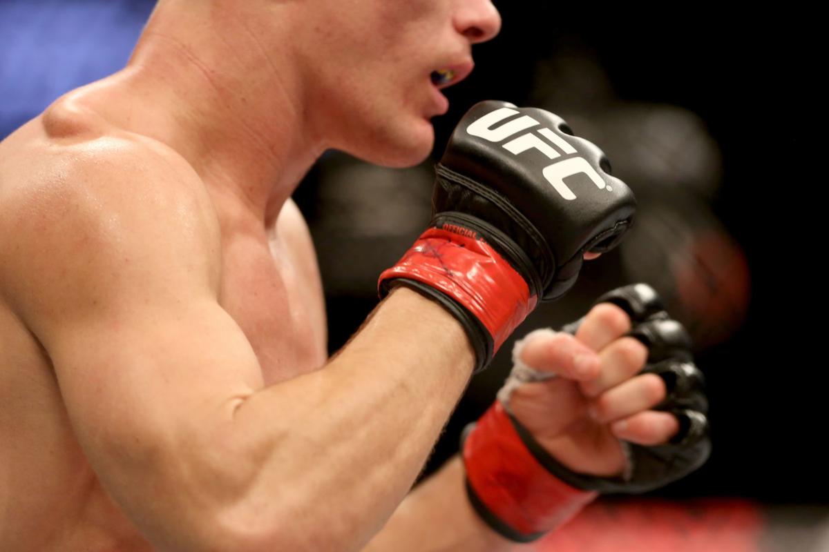 Two More Fights Added To Ufc Fight Night In Lincoln More Sports Journalstar Com