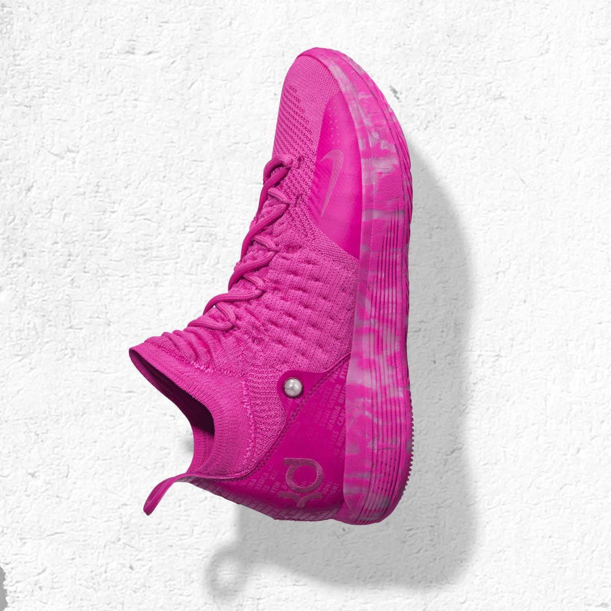 Nba Fashion All Stars Break Out Specialty Shoes For Weekend