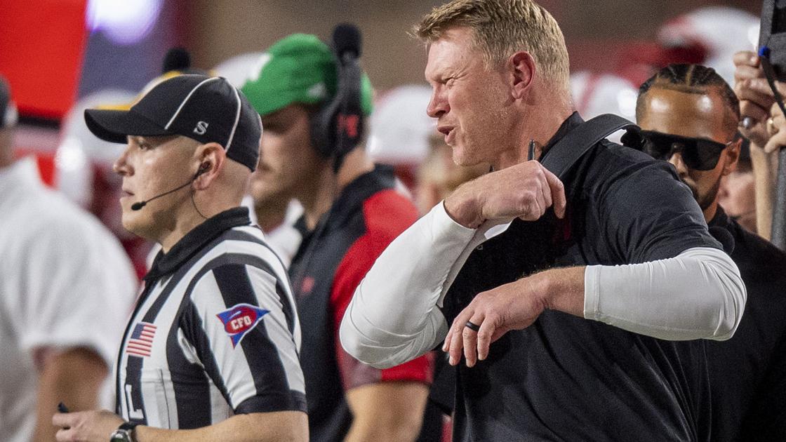 Game notes: Allen zegt dat de Huskers geen oproepen van de scheidsrechters aannemen; Taylor Brett bounce-spel; Vierde lagere resoluties | Amerikaans voetbal Game notes: Allen zegt dat de Huskers geen oproepen van de scheidsrechters aannemen; Taylor Brett bounce-spel; Vierde lagere resoluties | Amerikaans voetbal