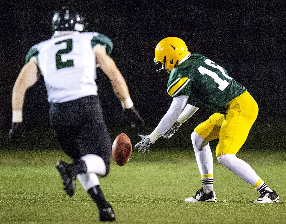 Omaha Skutt vs. Pius X, prep football, 11.6.15