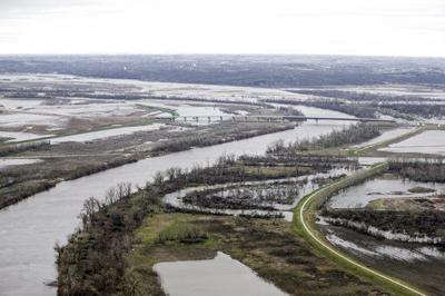 Army Corps takes heat in wake of Missouri River flooding