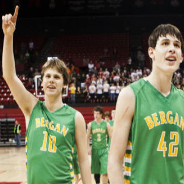 Class C 2 State Boys Basketball Bergan Survives Doniphan Trumbull