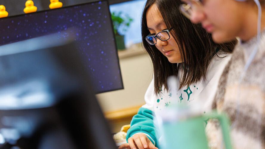 Updated computing course teaches new approach to data analysis
