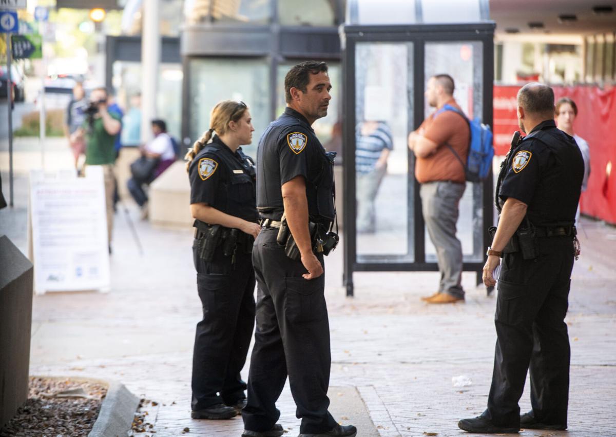 Stabbing reported in downtown Lincoln