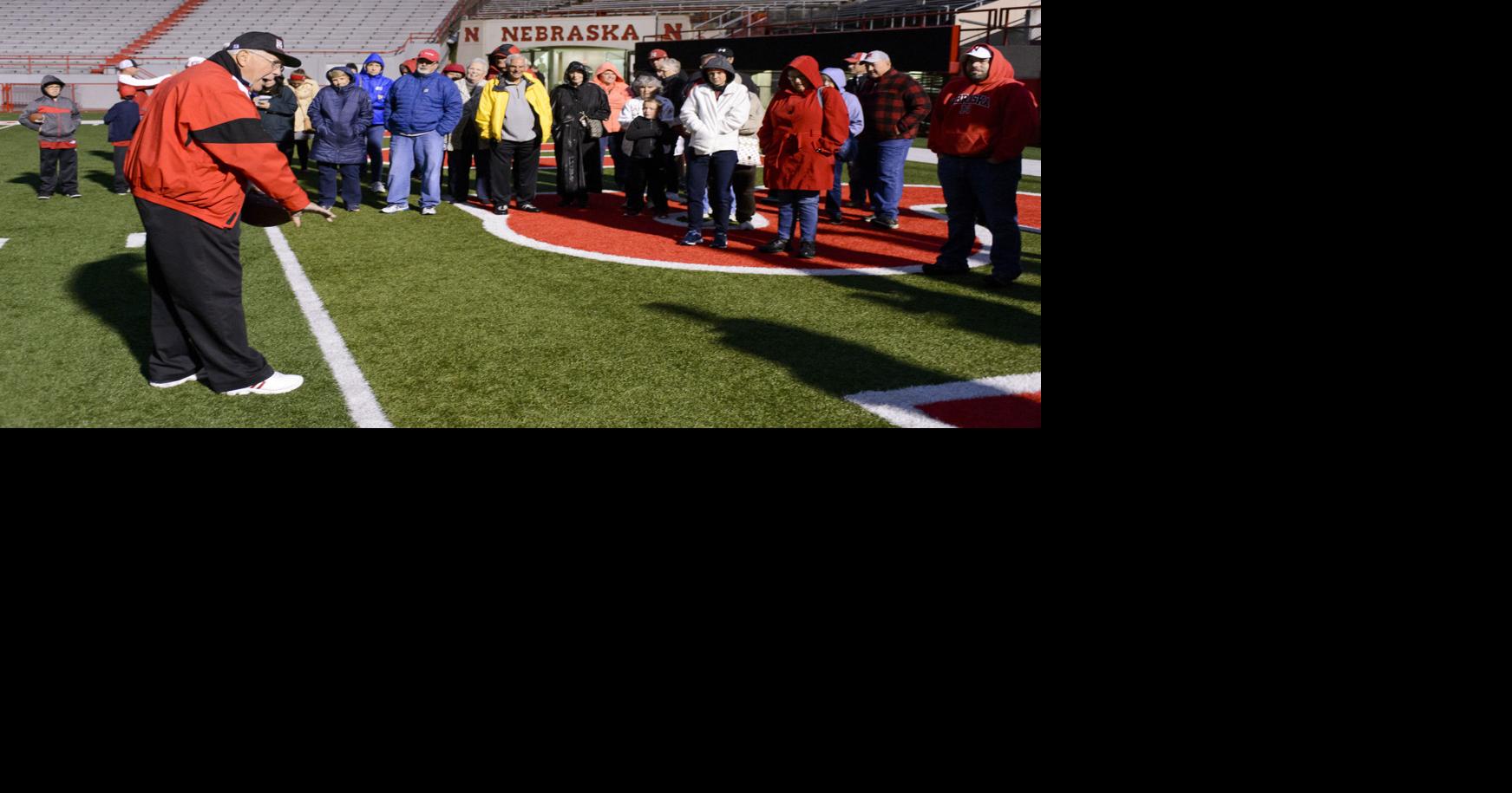 Husker football facts class brings fans together