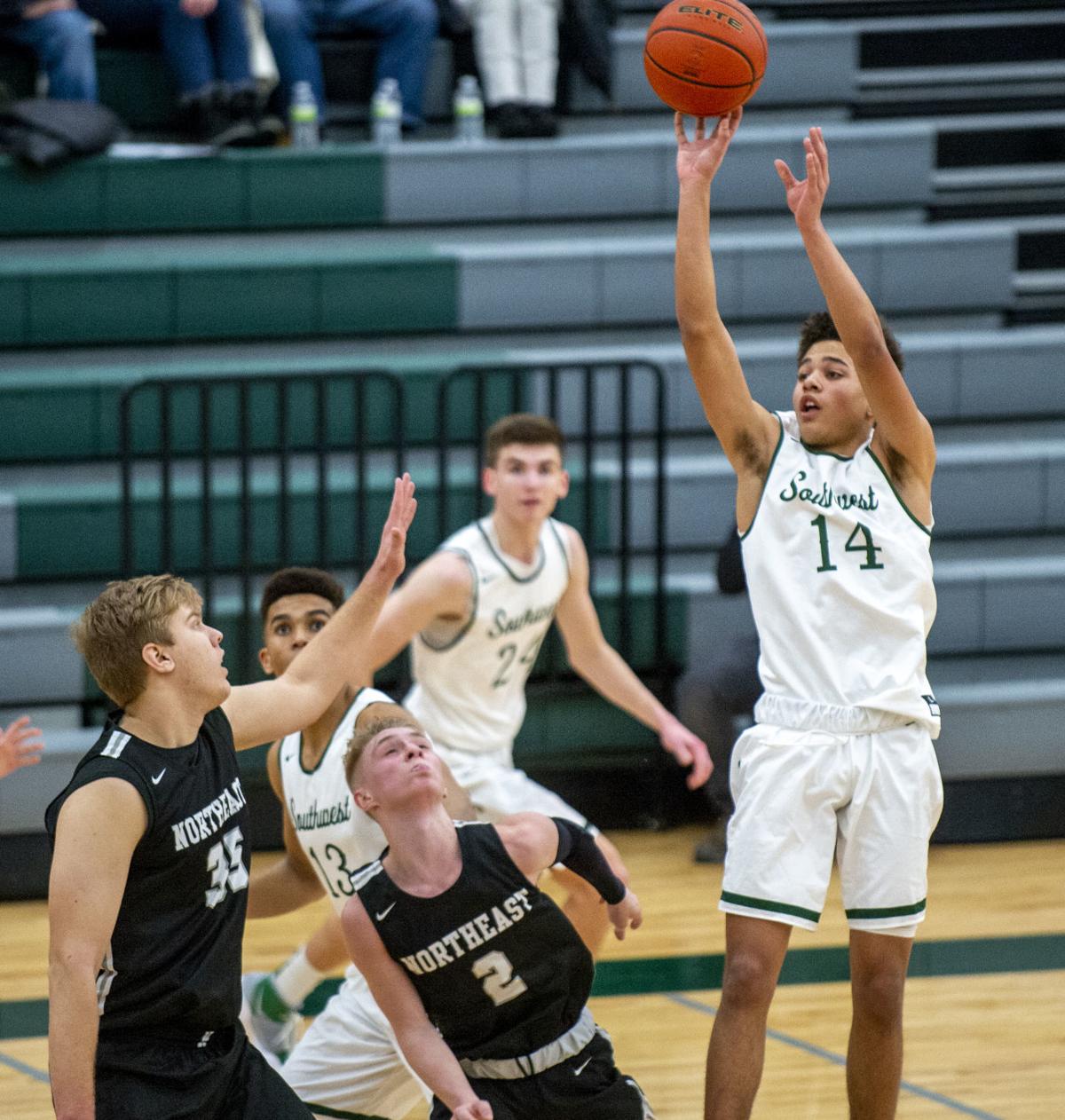 Hot Shooting Northeast Boys Cruise Past Silver Hawks Boys Basketball Journalstar Com