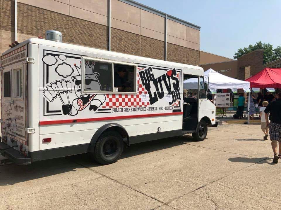 New Lincoln Food Truck Rolls Out With Beef As The Star In