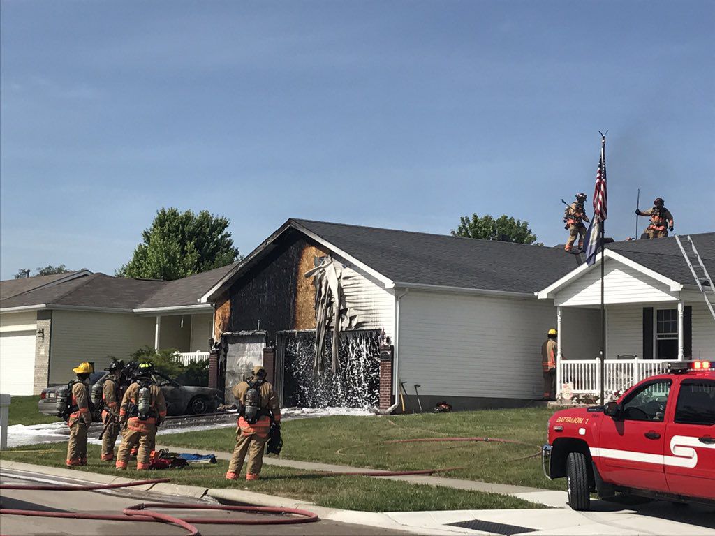 Car fire that melted front of Lincoln house caused 85K damage Crime