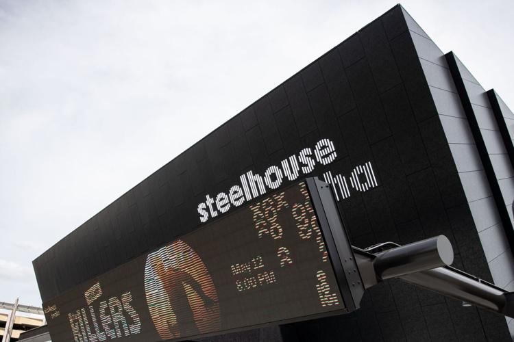 051223-owh-new-steelhouse-ar04